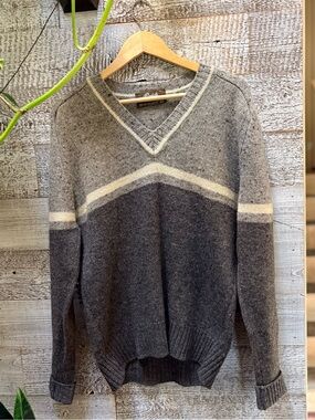 Rendale | Vintage Heritage Shetland Wool V-Neck Sweater - Men's L, Gray